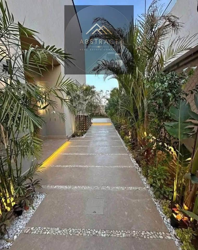 15 808422319_2329169481177470_5957839509626041221_n. jpeg