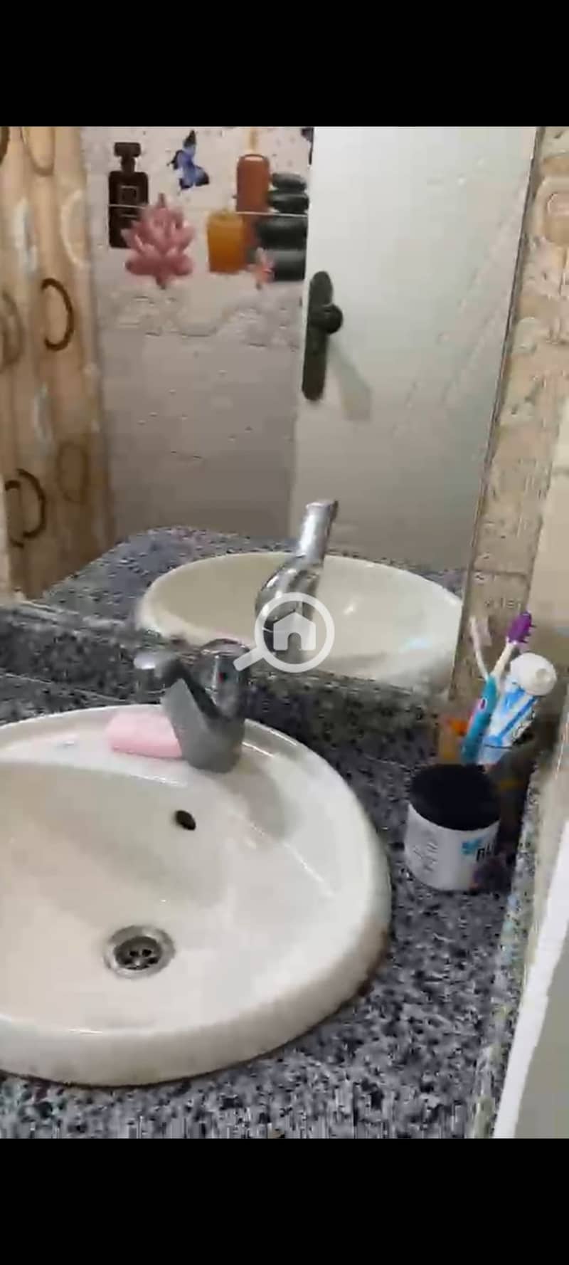 8 1000329064. jpg
