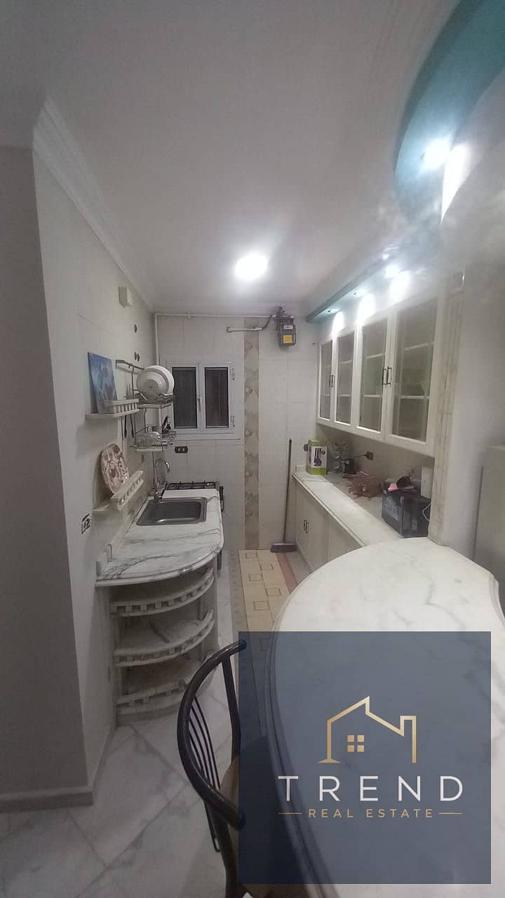 7 c1bd6a00-d6d9-4070-9f51-b36aba96f5b8. jpeg