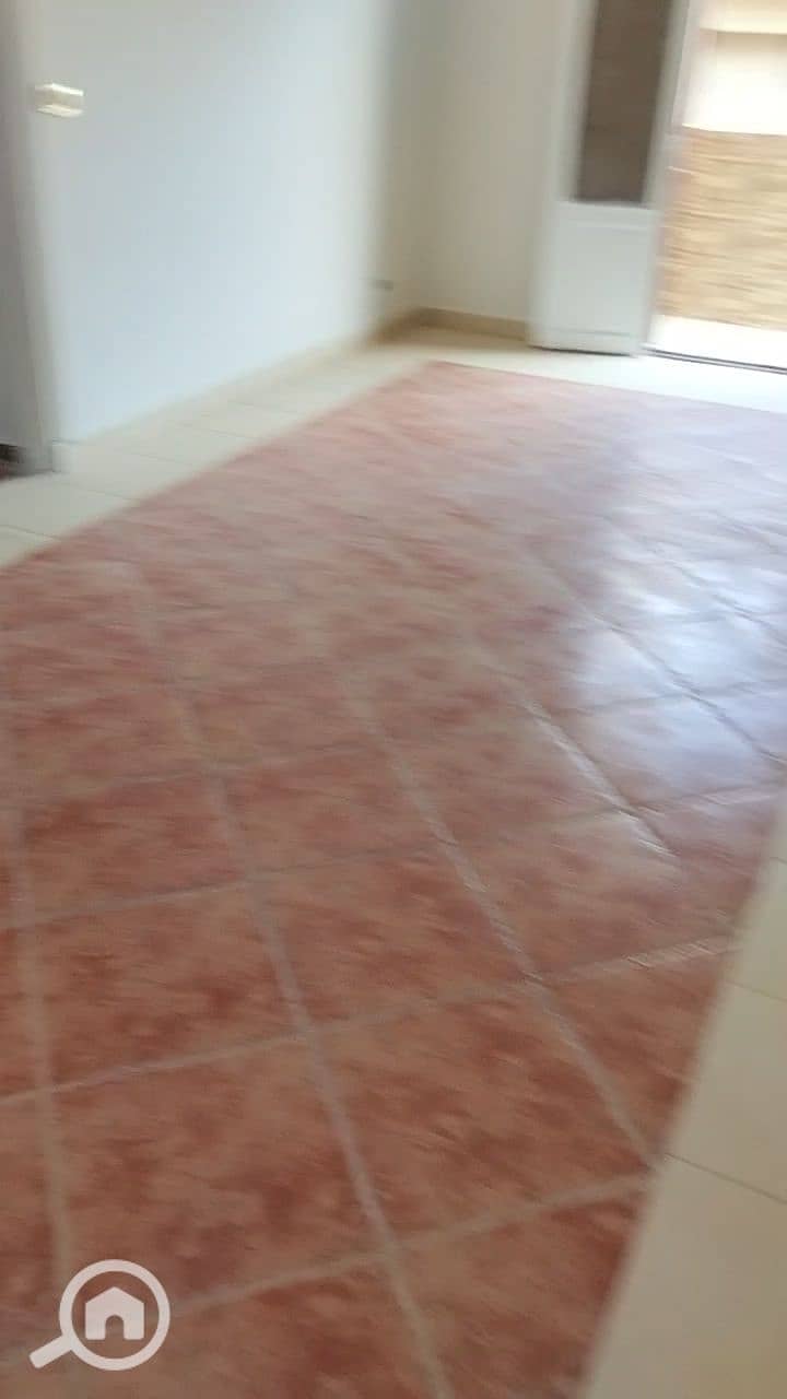 9 1000330763. jpg