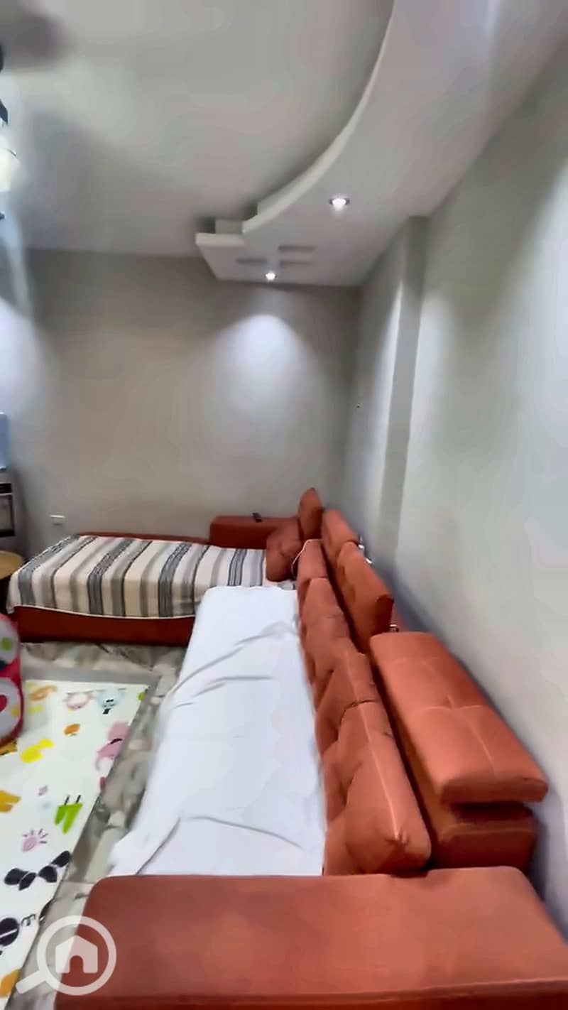 11 apartment_photo_07. jpg