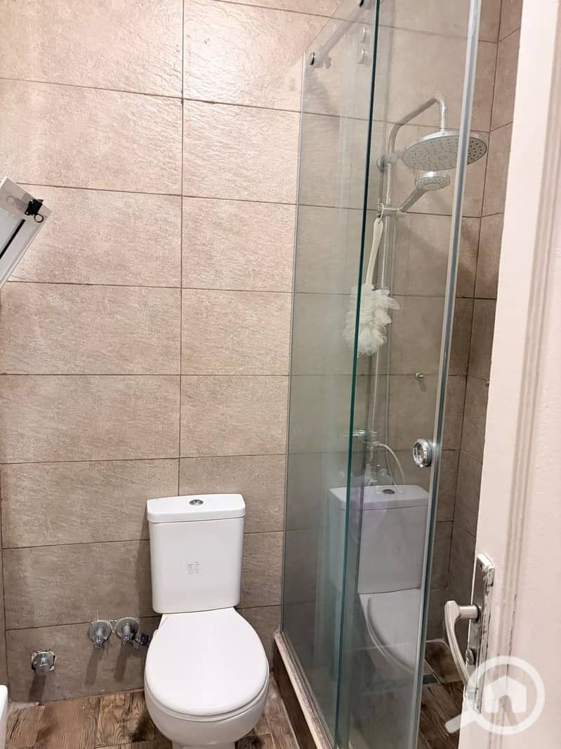 9 1000482662. jpg