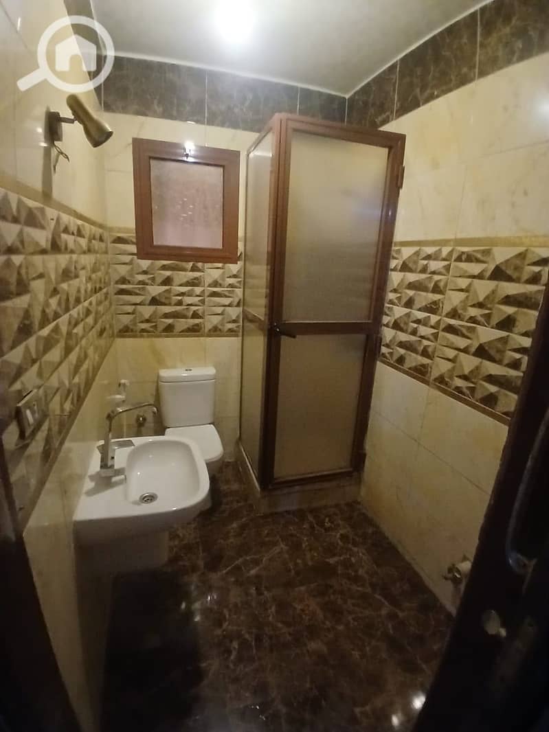6 273857. jpg