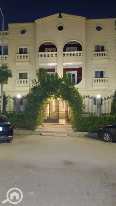 3 Bedroom Flat for Sale in Shorouk City, Cairo - 43d3f0fe-9d4f-4797-be10-4aae9df7ad2a. jpg 3 Bedroom Flat for Sale in Shorouk City, Cairo - 43d3f0fe-9d4f-4797-be10-4aae9df7ad2a. jpg