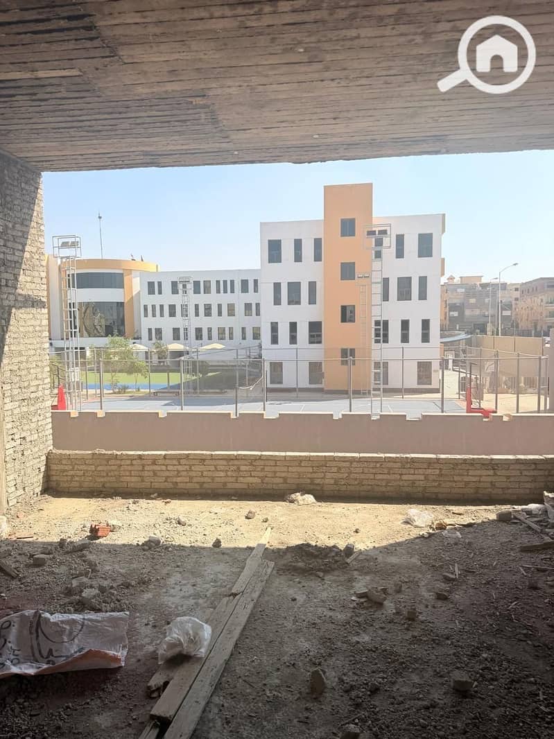 4 8c9b508d-dad6-4ff1-8467-b3e17270bf54. jpg