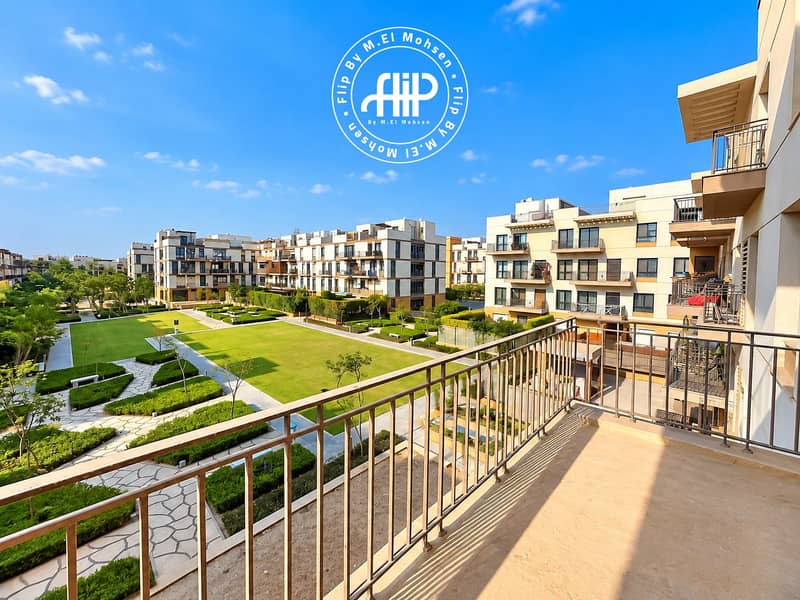 9 Sunny Modern Apartment Courtyard View. png