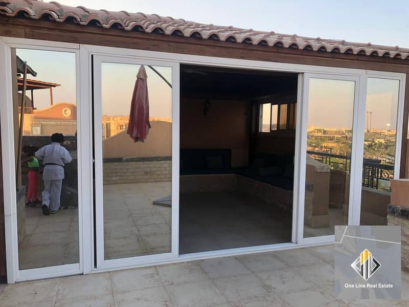 2 0bf8f757-54f4-4638-b5c7-679212183d23. jpeg
