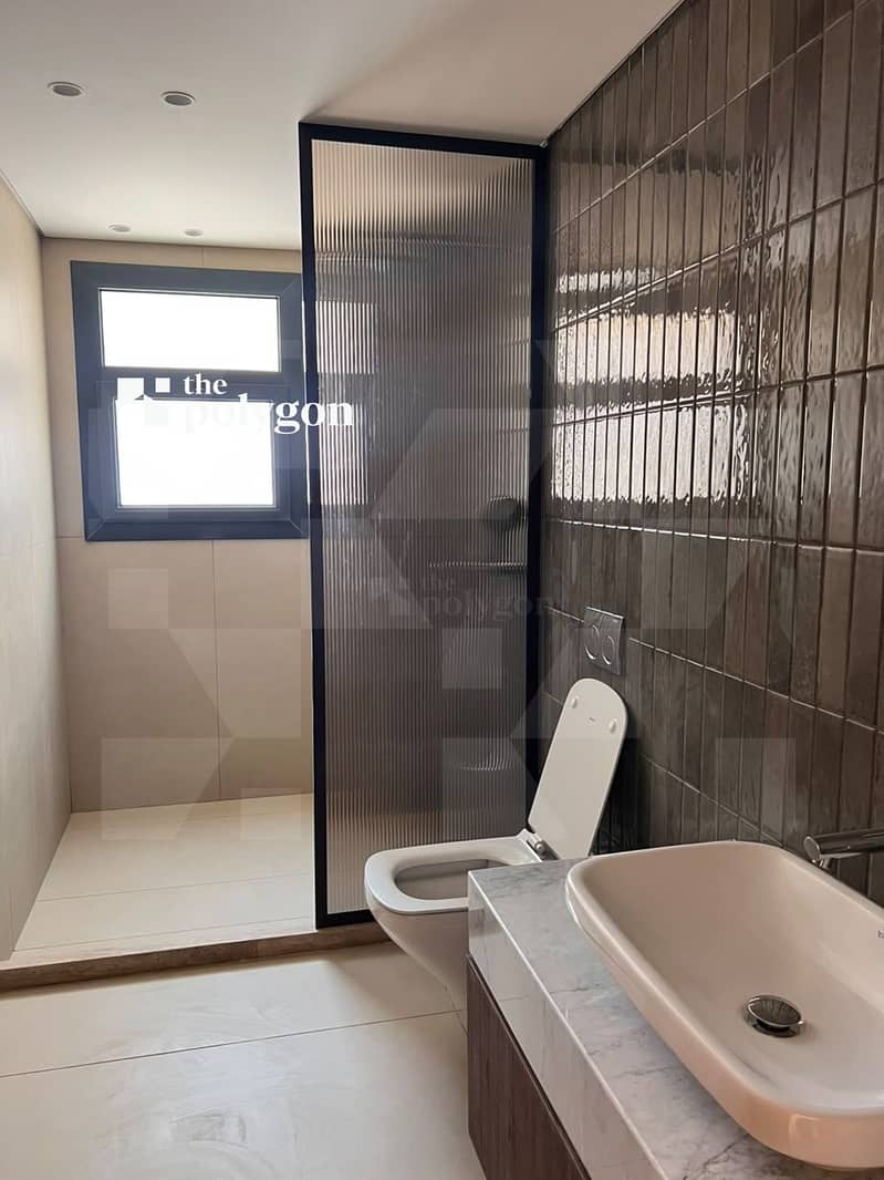 7 07. jpg