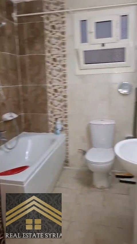 9 1000565031. jpg