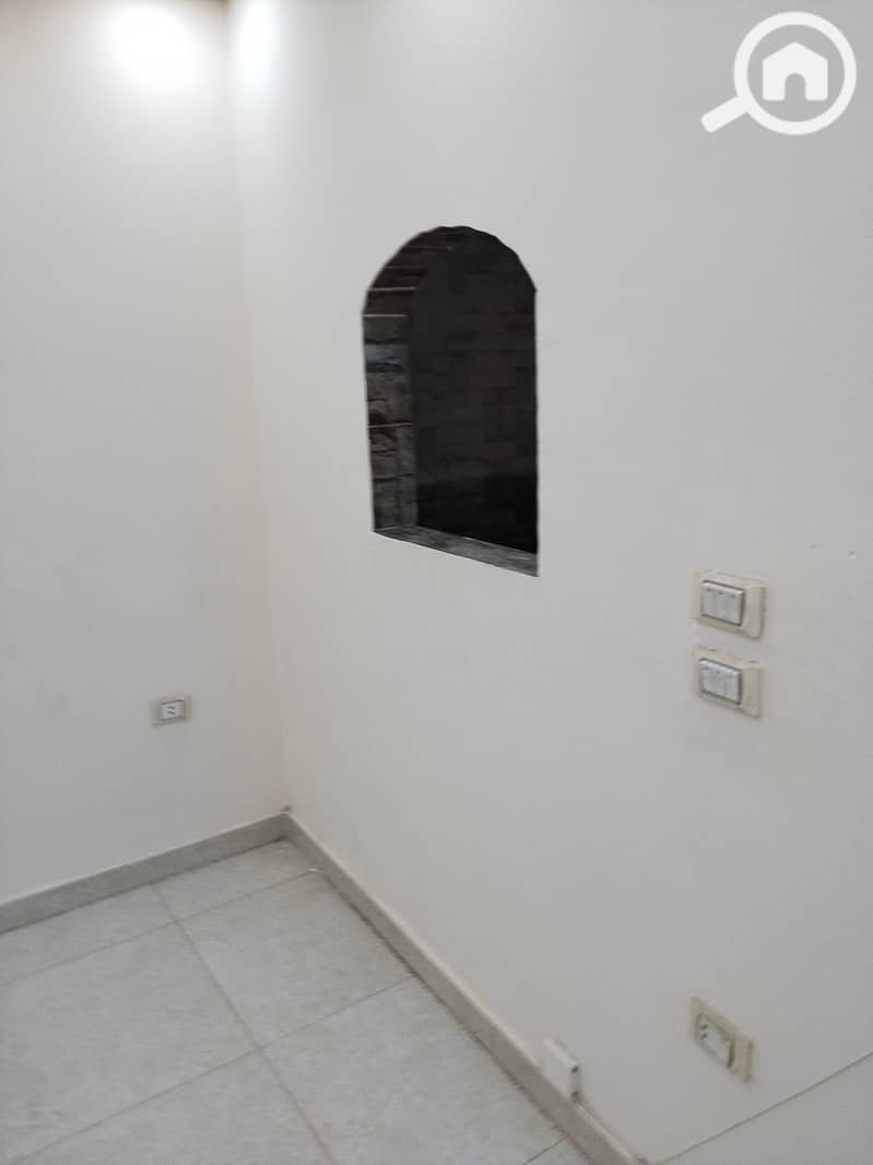 2 1000938318. jpg