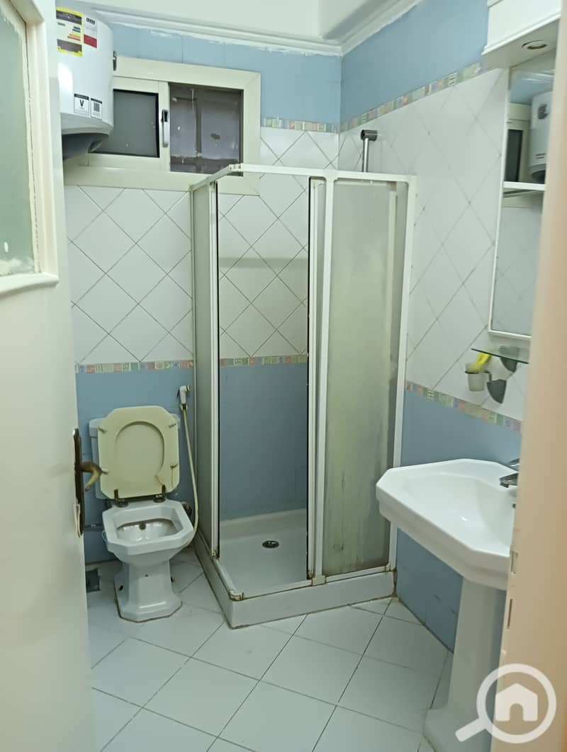 7 1000246350. jpg