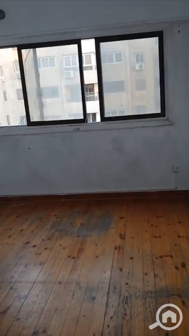 7 1000546963. jpg