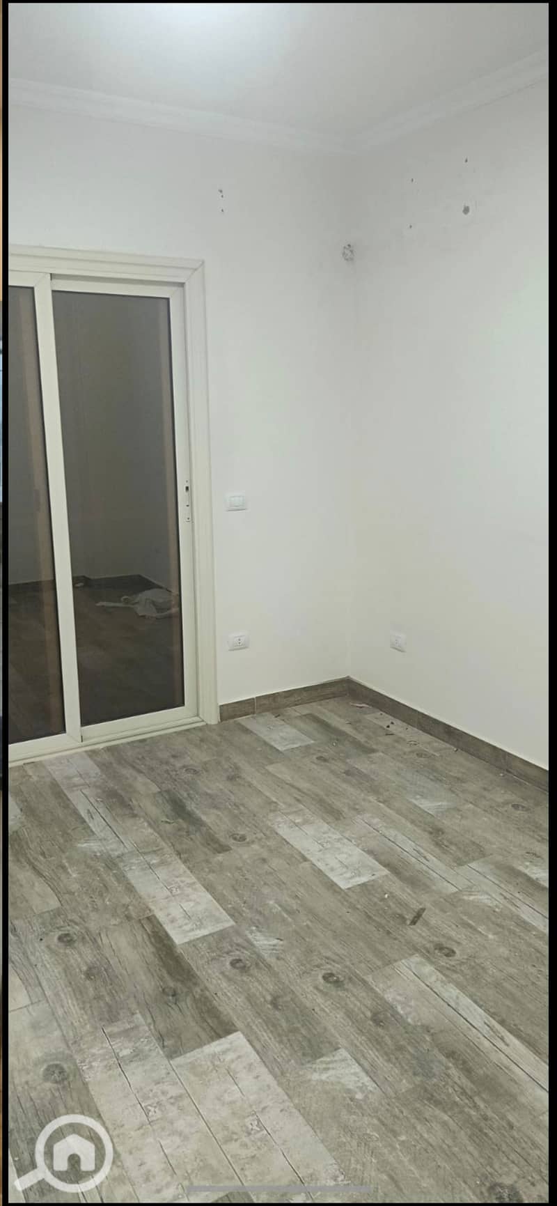8 1024990. jpg