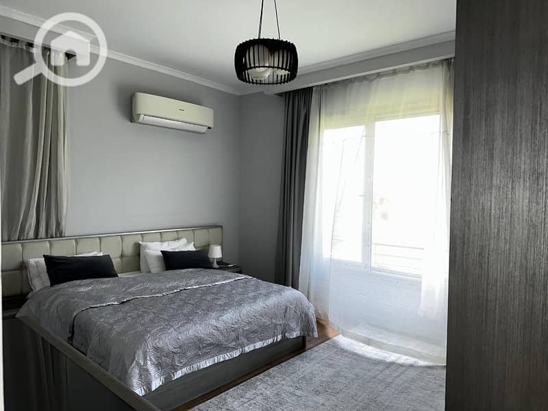 15 ceae4db3-3bd2-42e5-ab94-d34b8d176495. jpg
