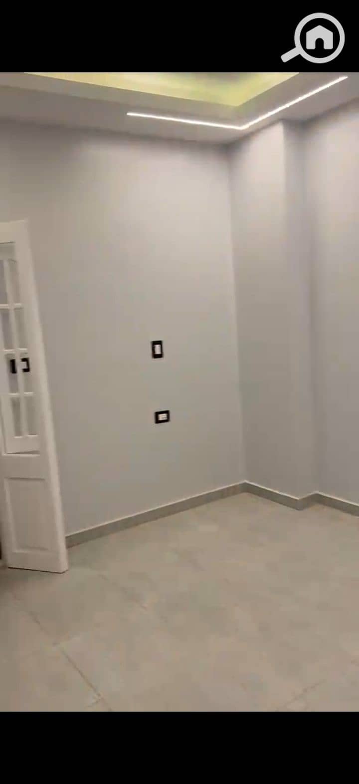 30 223743. jpg