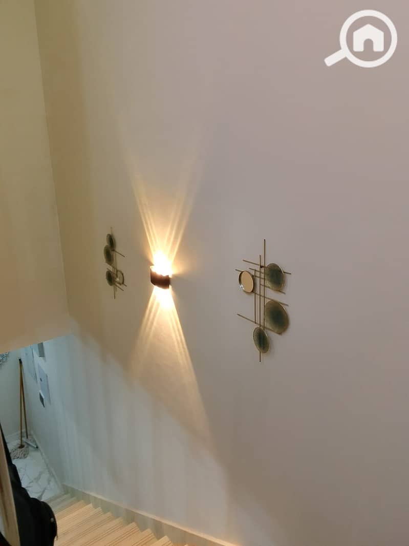 22 1000705825. jpg