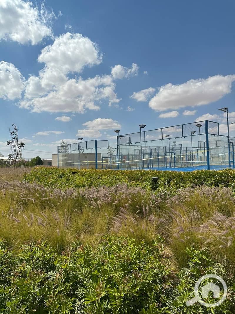 1b982b15-8fee-40e1-b9c3-408b95a3837b. jpg 1b982b15-8fee-40e1-b9c3-408b95a3837b. jpg