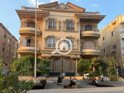 10+ Beds Villa for Sale in New Cairo, Cairo - IMG_0046. jpg 10+ Beds Villa for Sale in New Cairo, Cairo - IMG_0046. jpg