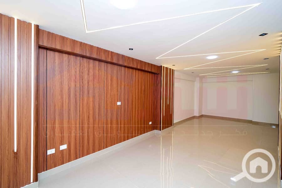 3 WhatsApp Image 2026-10-07 at 20.03. 04 (4). jpeg