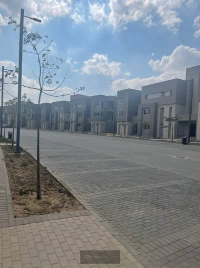 4 Bedroom Twin House for Sale in Sheikh Zayed, Giza - WhatsApp Image 2026-10-08 at 3.48. 43 PM (3). jpeg