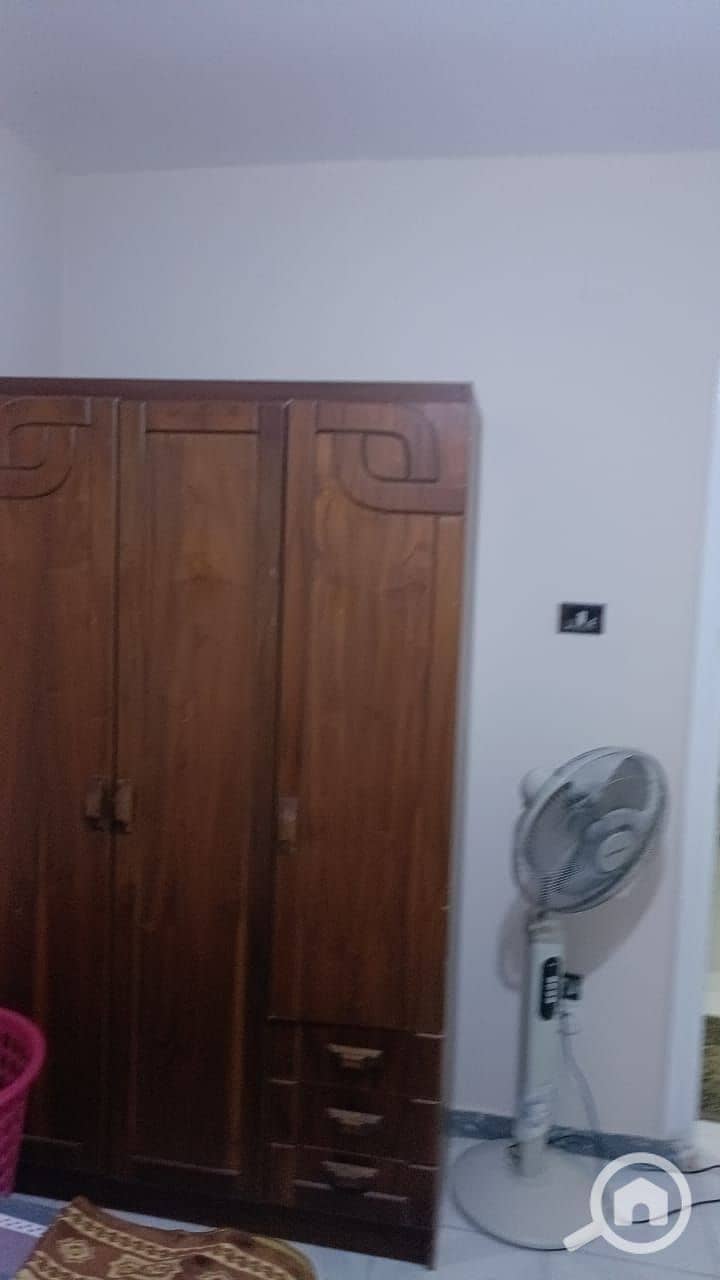 10 10. jpeg