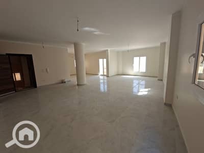 عقار سكني آخر 10+ غرف نوم للايجار في القاهرة الجديدة، القاهرة - photo_5895221718098317909_y. jpg عقار سكني آخر 10+ غرف نوم للايجار في القاهرة الجديدة، القاهرة - photo_5895221718098317909_y. jpg