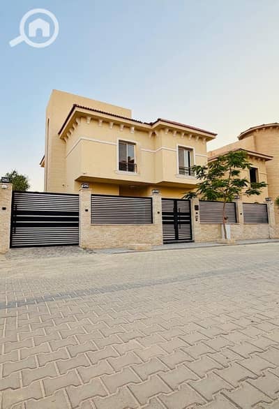 4 Bedroom Villa for Sale in New Cairo, Cairo - 524310. jpg