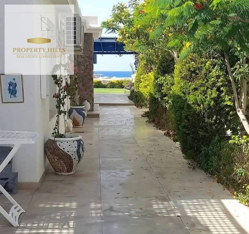 10 04acb294-9a2b-42ba-8cc4-72e1620bdbe0-1_all_4465. jpg