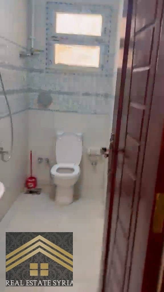 9 1000566396. jpg
