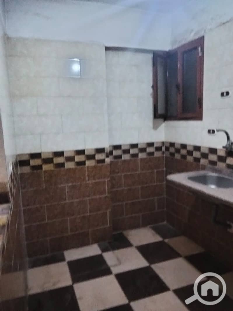 6 18497. jpg
