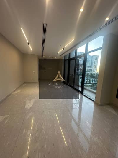 مکتب  للايجار في القاهرة الجديدة، القاهرة - 1000189886. jpg