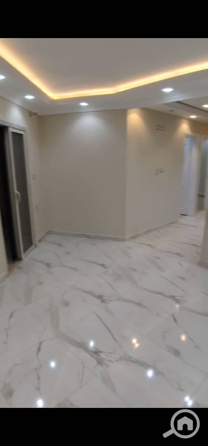 4 1000411734. jpg