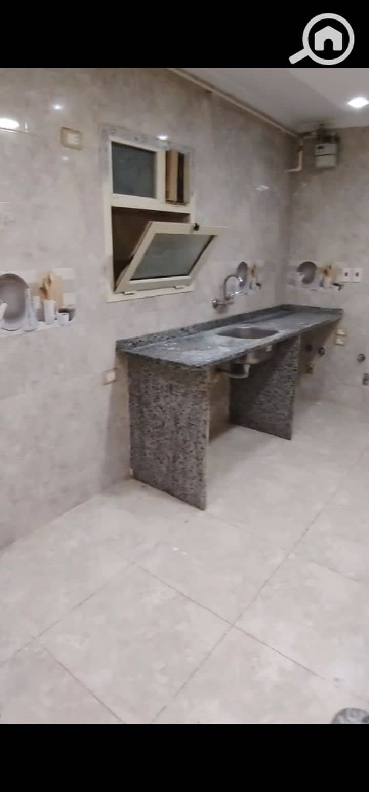 6 1000411738. jpg