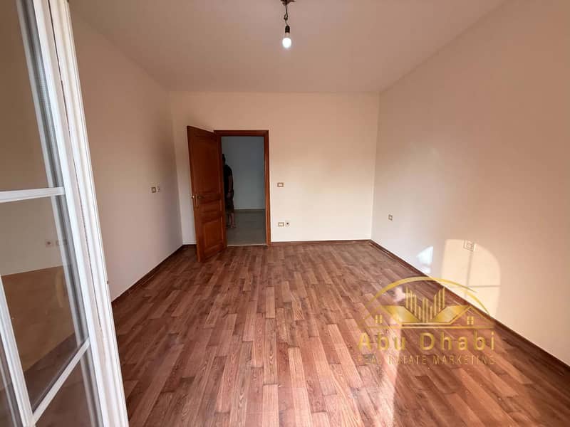 8 c4fe079b-645d-4dca-aed1-ac0feb0de1f9. jpg