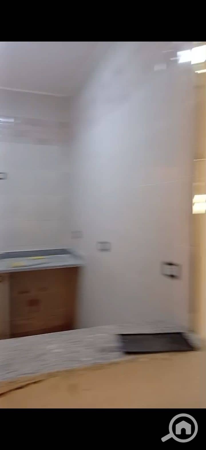8 224877. jpg