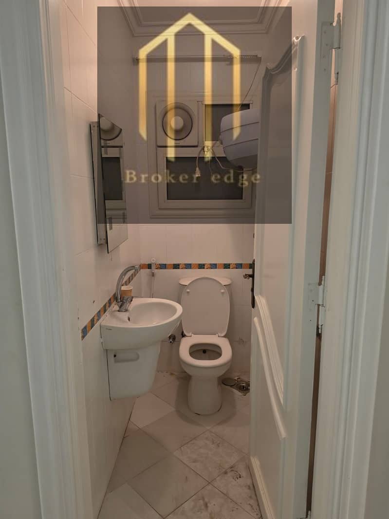 7 1001821086. jpg