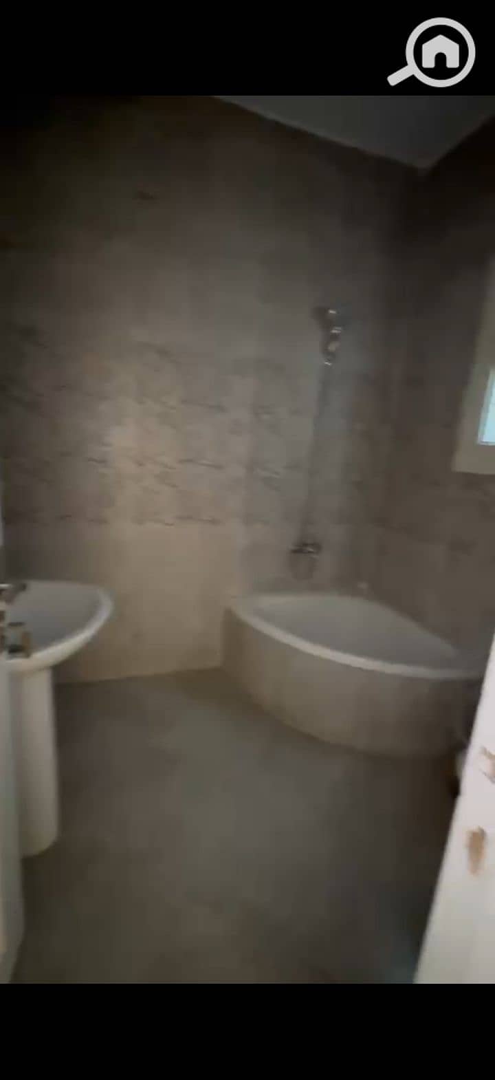 23 224999. jpg