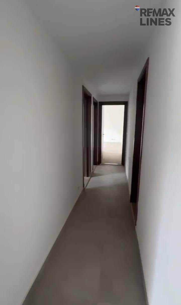 11 1000820743. jpg