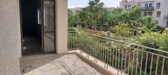 4 Bedroom Apartment for Sale in Sheikh Zayed, Giza - WhatsApp Image 2026-10-06 at 1.46. 21 PM (3). jpg