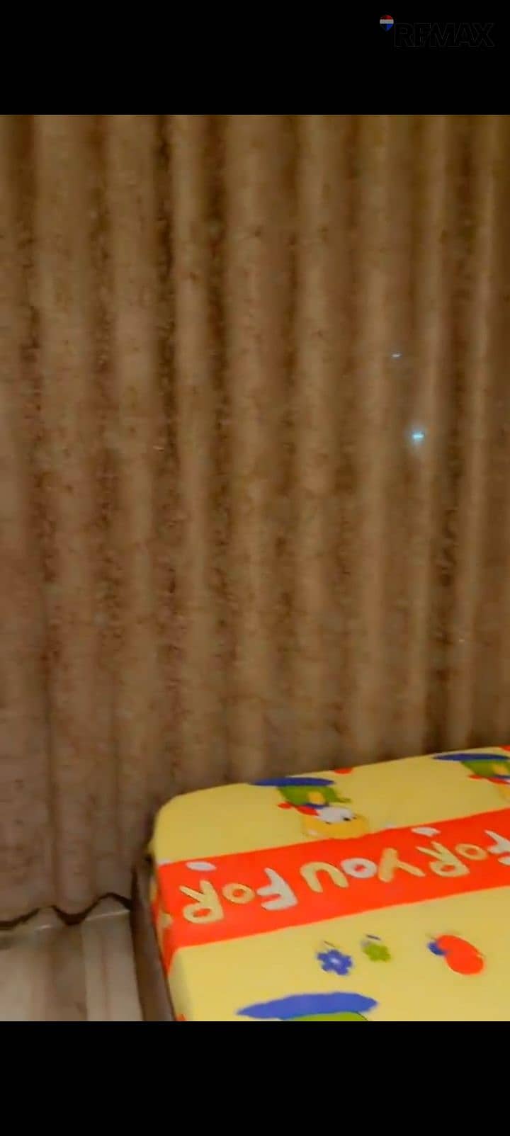 33 1000385971. jpg