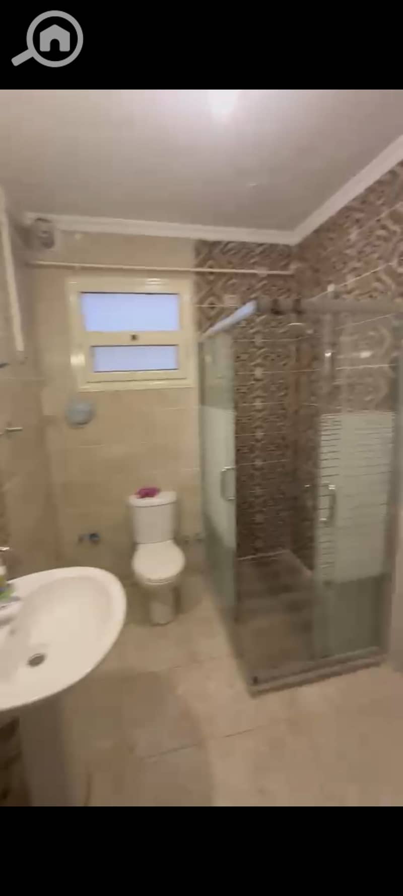 2 1000940772. jpg