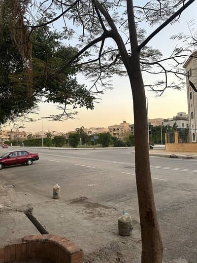 5 Bedroom Apartment for Sale in New Cairo, Cairo - شقة للبيع التجمع الخامس 180 متر ٣ غرف نوم بالنرجس فيلات