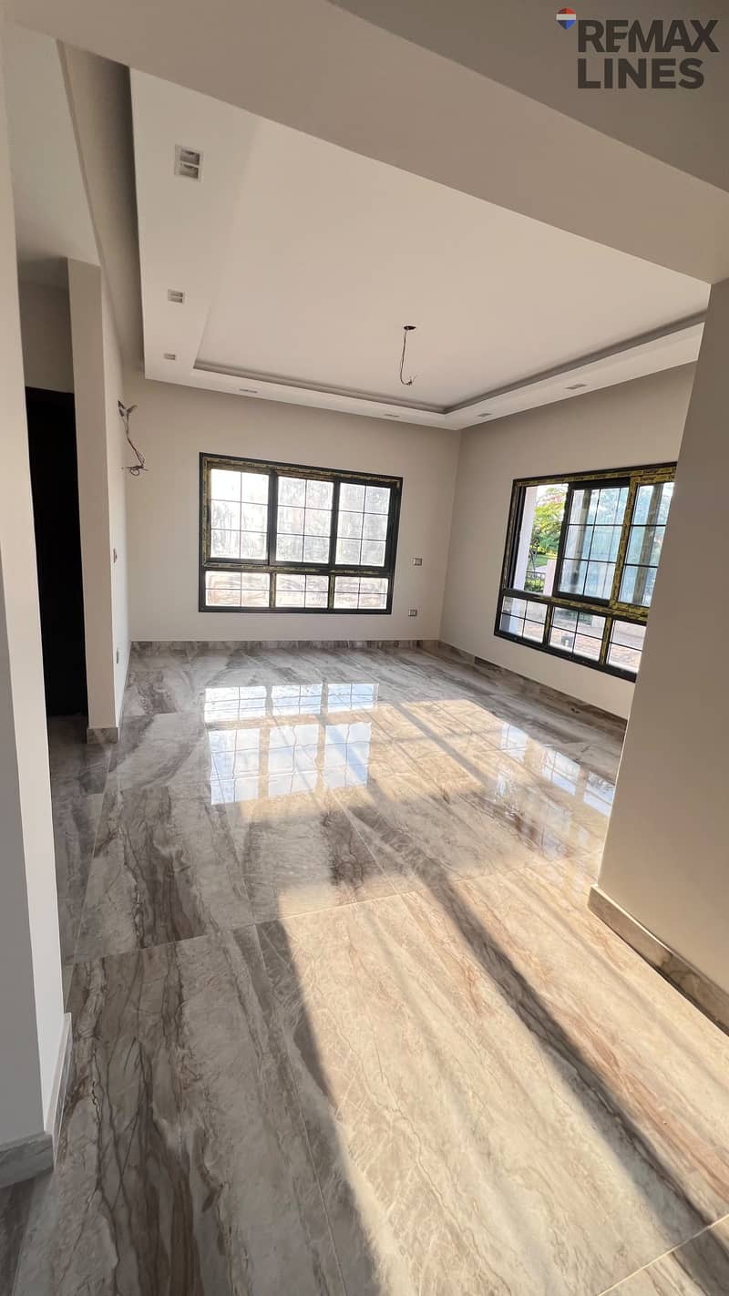 5 1000821385. jpg
