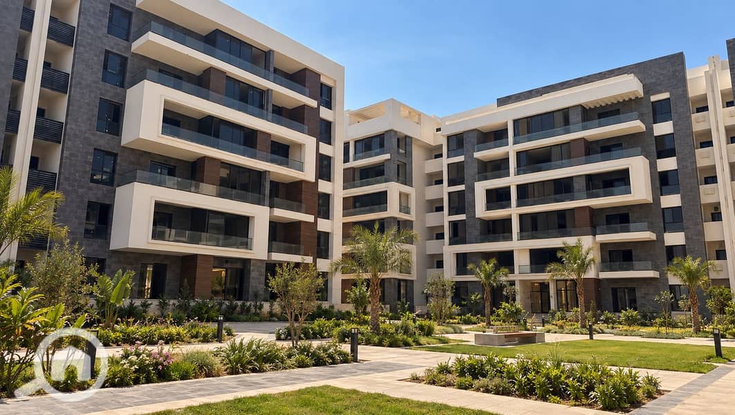 Landscaped Modern Apartment Courtyard. png Landscaped Modern Apartment Courtyard. png