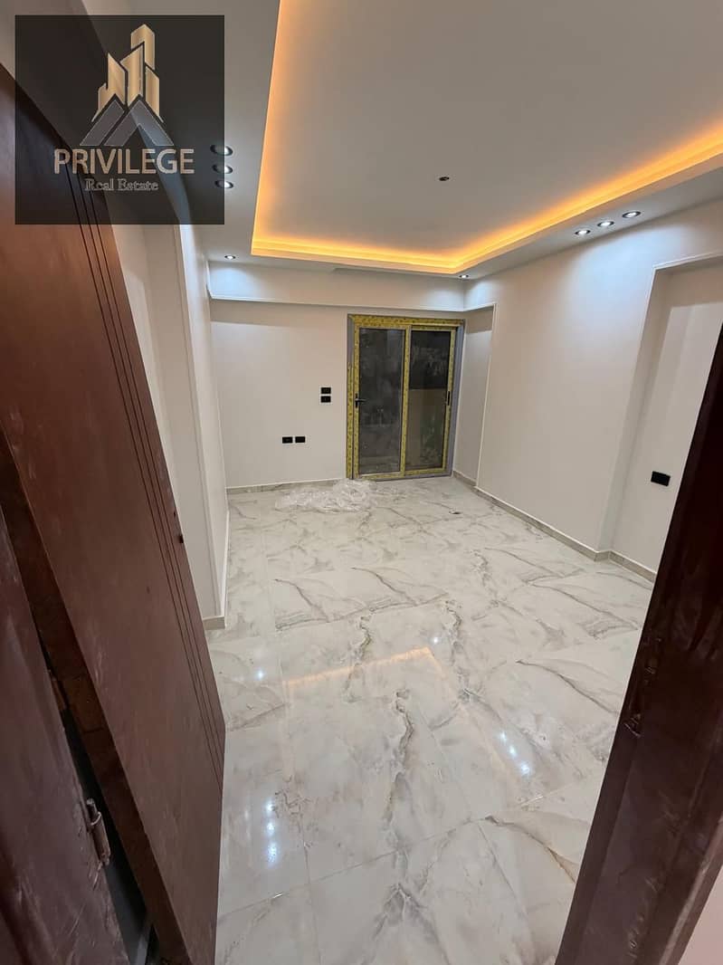 8 1000277247. jpg