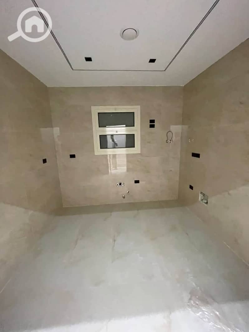 5 1000420252. jpg