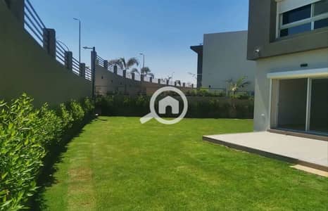 6 Bedroom Twin House for Sale in Sheikh Zayed, Giza - 6209119-b29fbo_1400x900_1400x900. jpg 6 Bedroom Twin House for Sale in Sheikh Zayed, Giza - 6209119-b29fbo_1400x900_1400x900. jpg