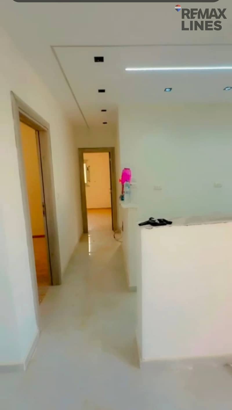 8 1001419625. jpg