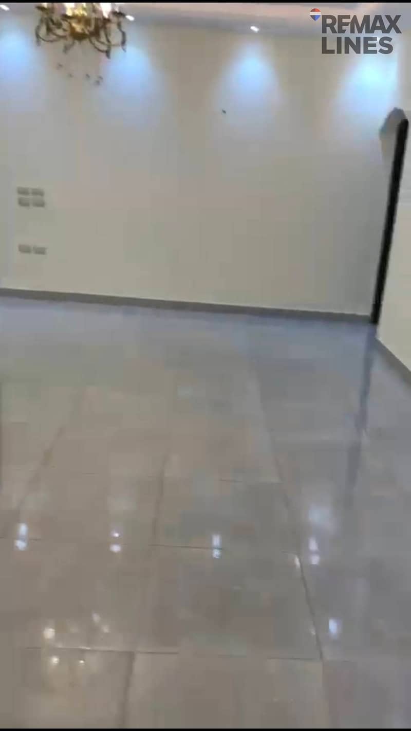 5 1001419708. jpg