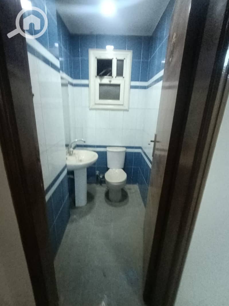 4 1000355238. jpg
